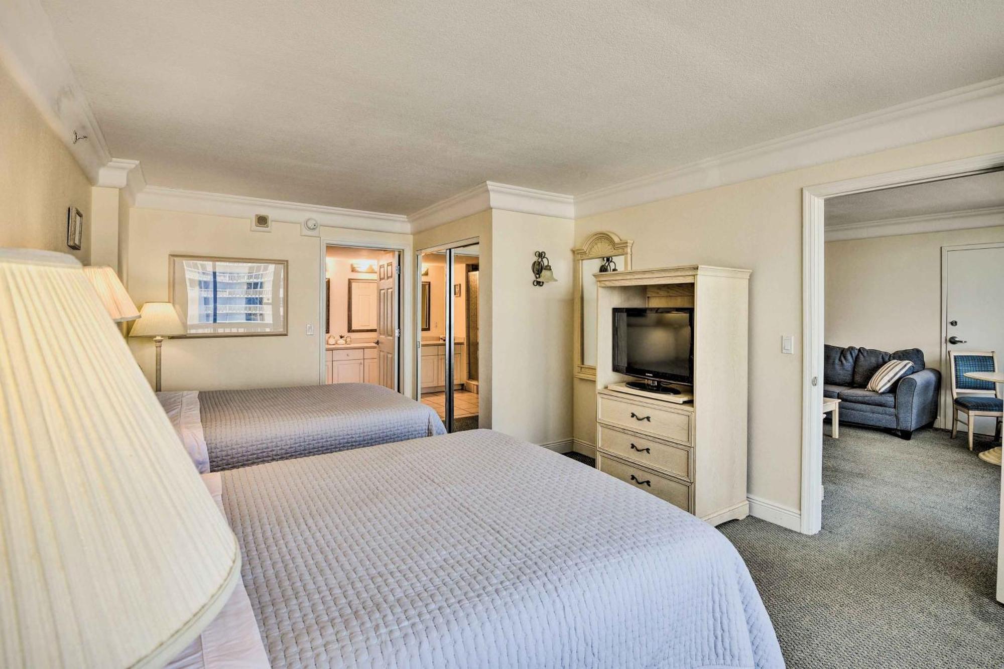 Sunny Daytona Beach Gem With Ocean Views! Bagian luar foto